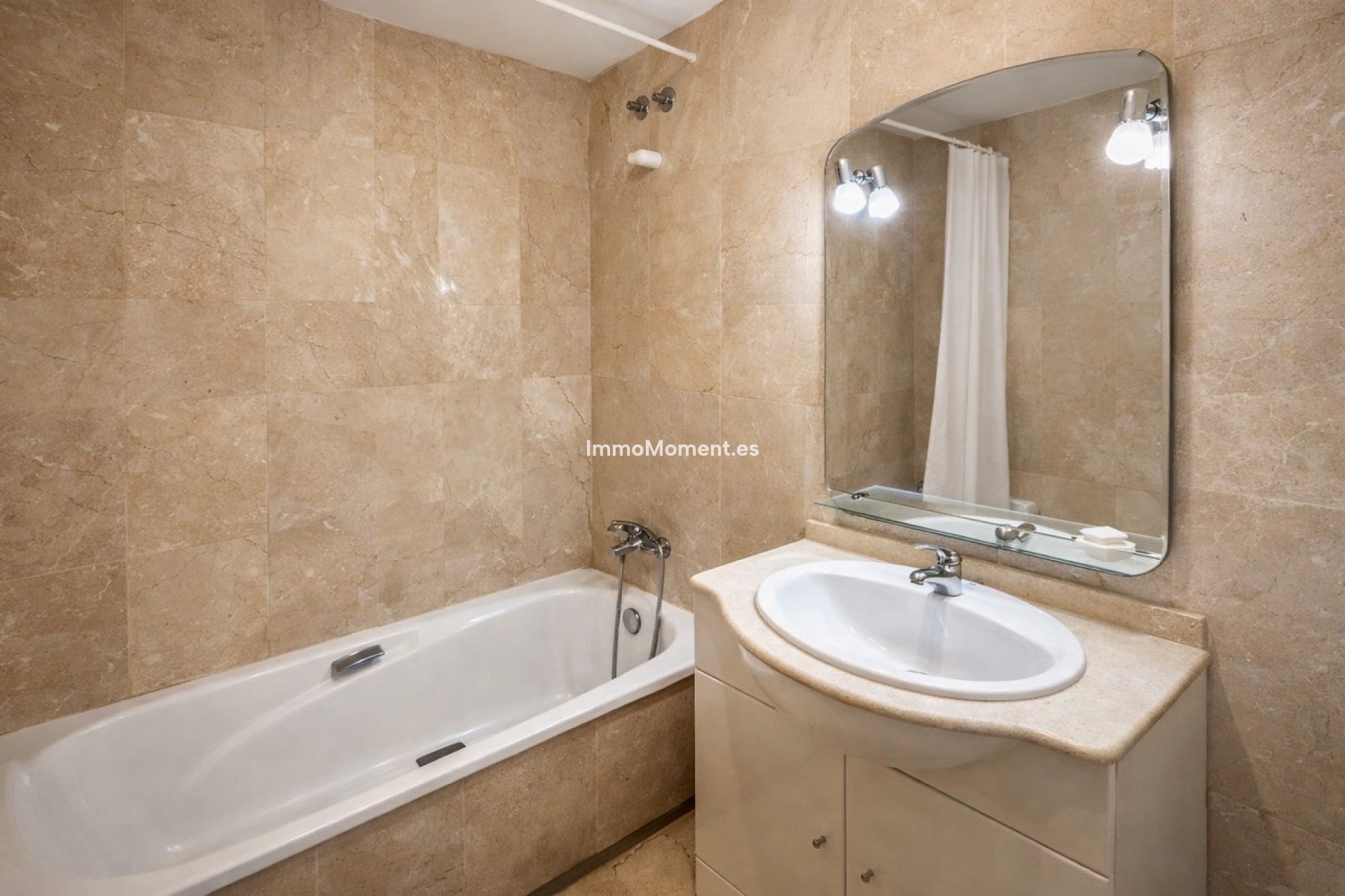 Revente - Appartement - Marbella - Guadalmina Alta