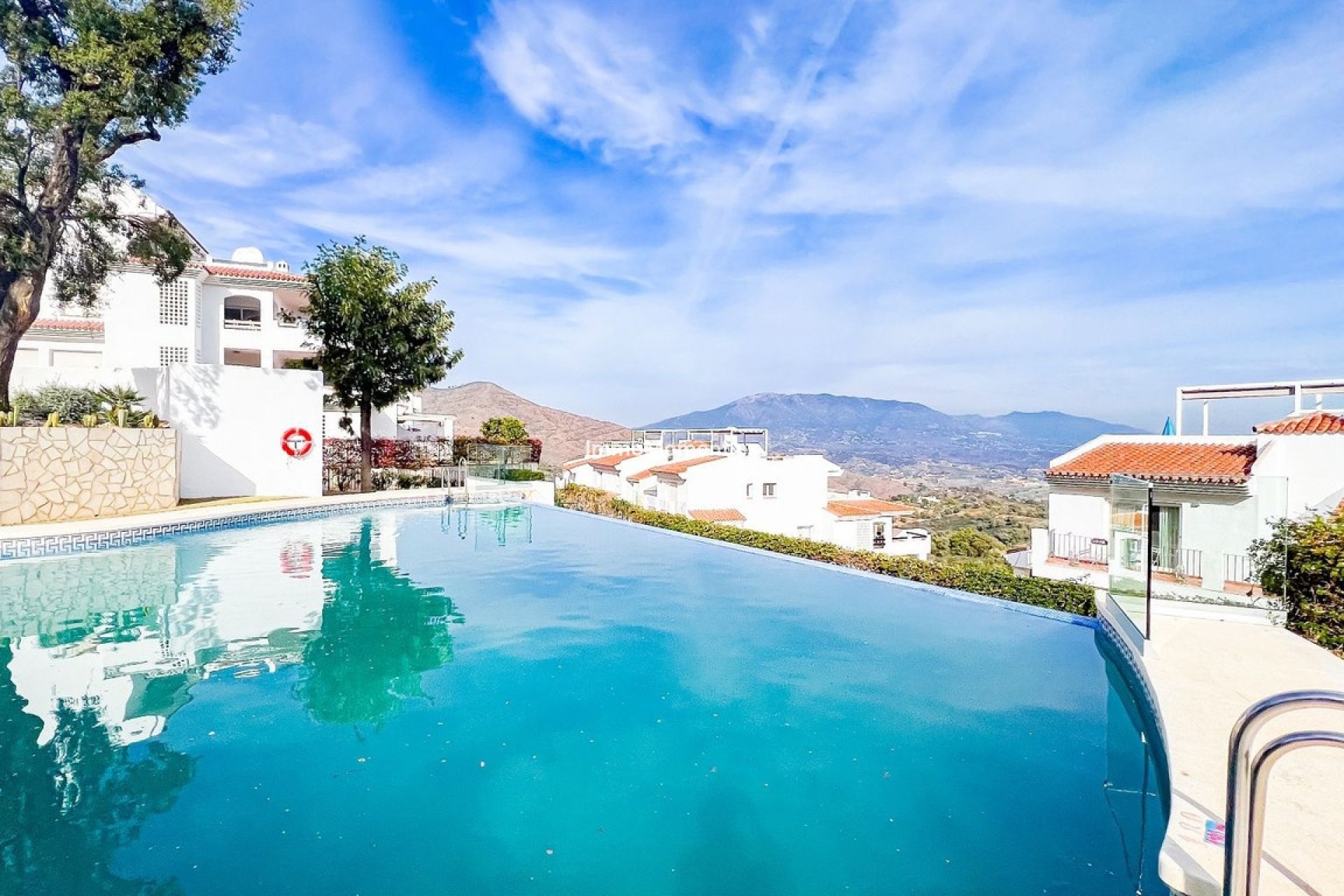 Revente - Appartement - Marbella - La Mairena