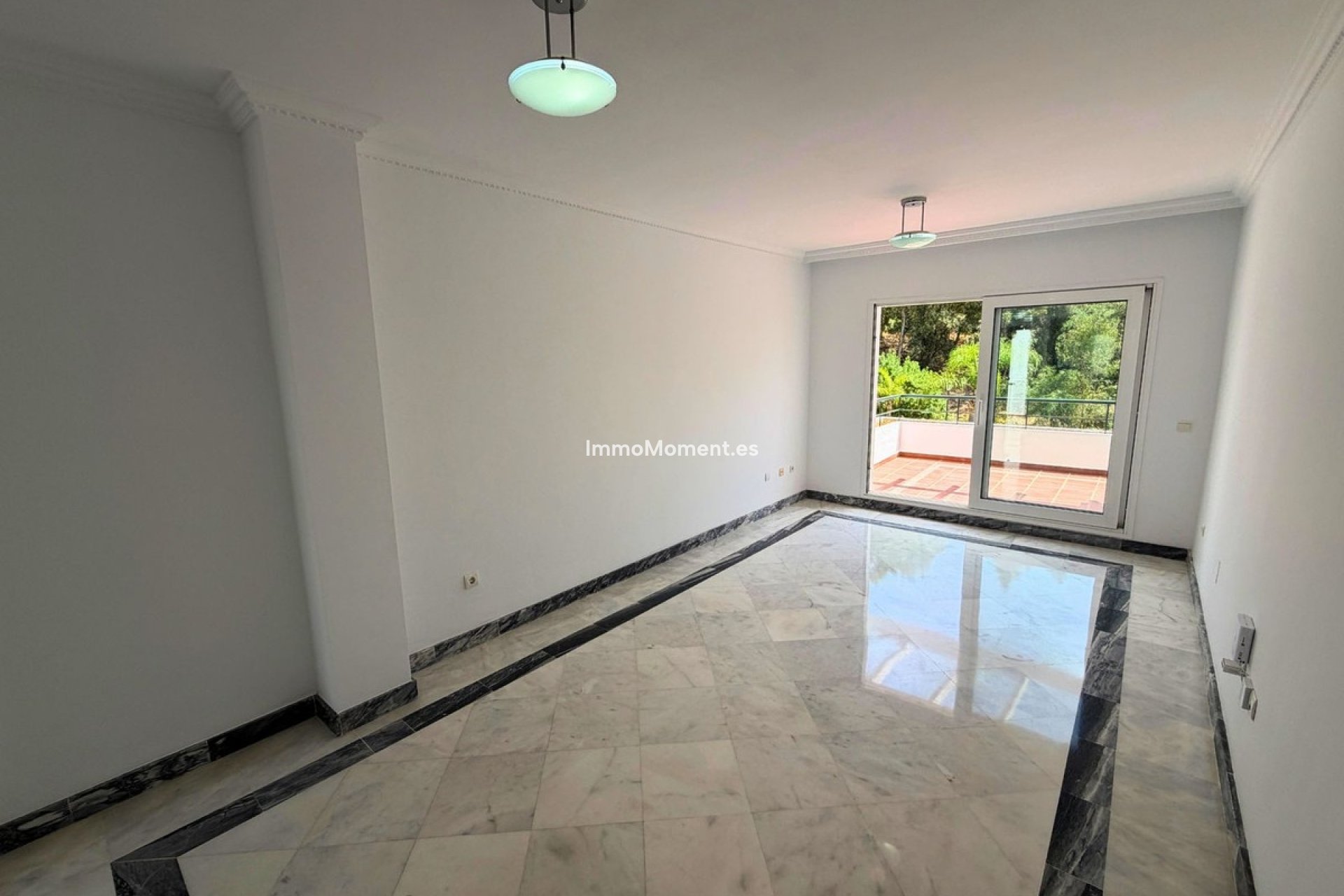 Revente - Appartement - Marbella - Nueva Andalucía