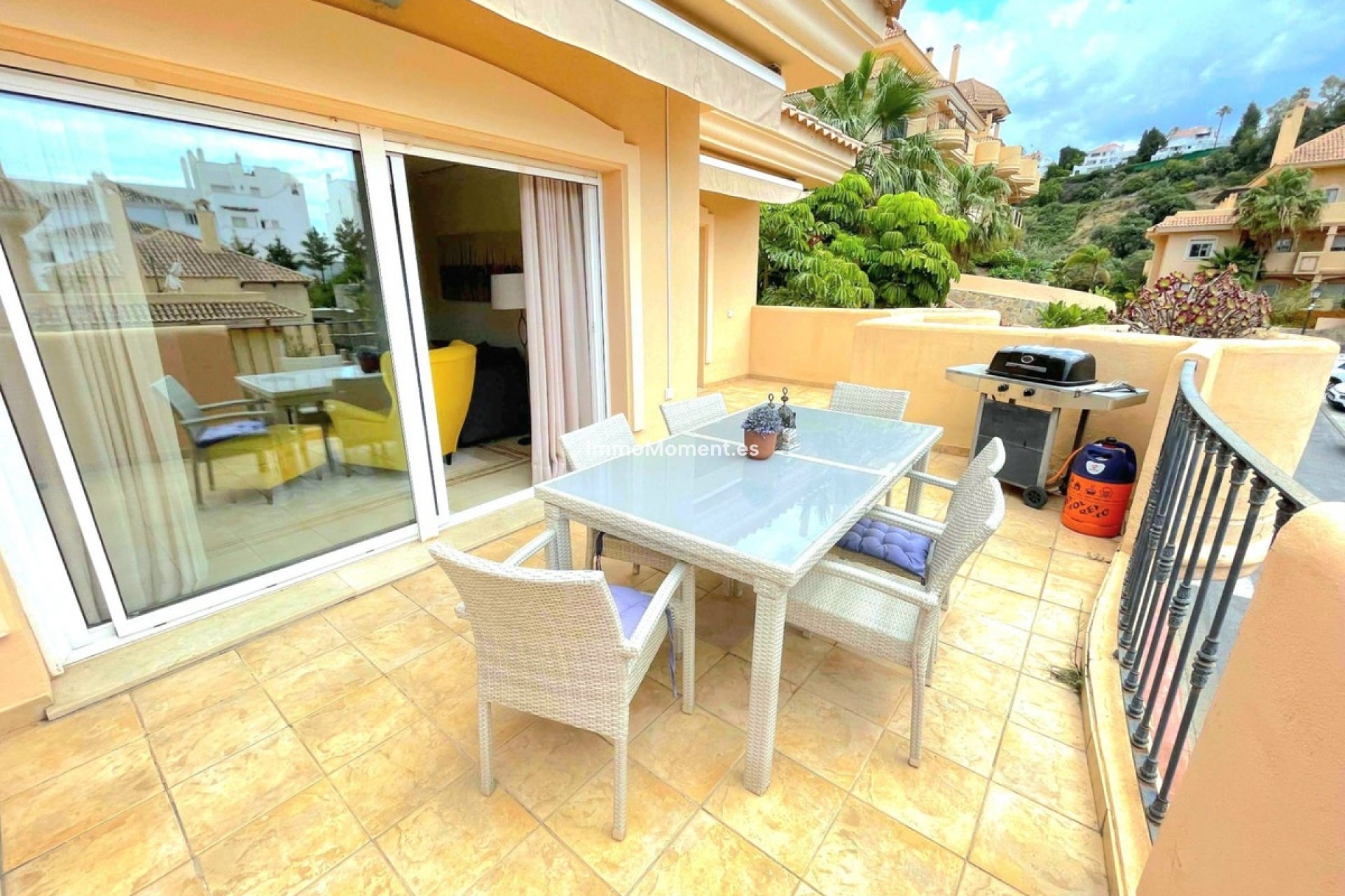 Revente - Appartement - Marbella - Nueva Andalucía