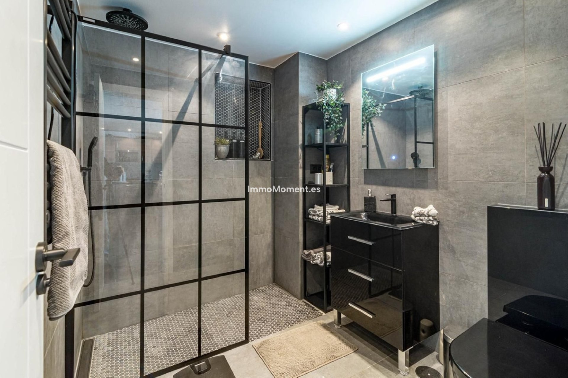 Revente - Appartement - Marbella - Nueva Andalucía
