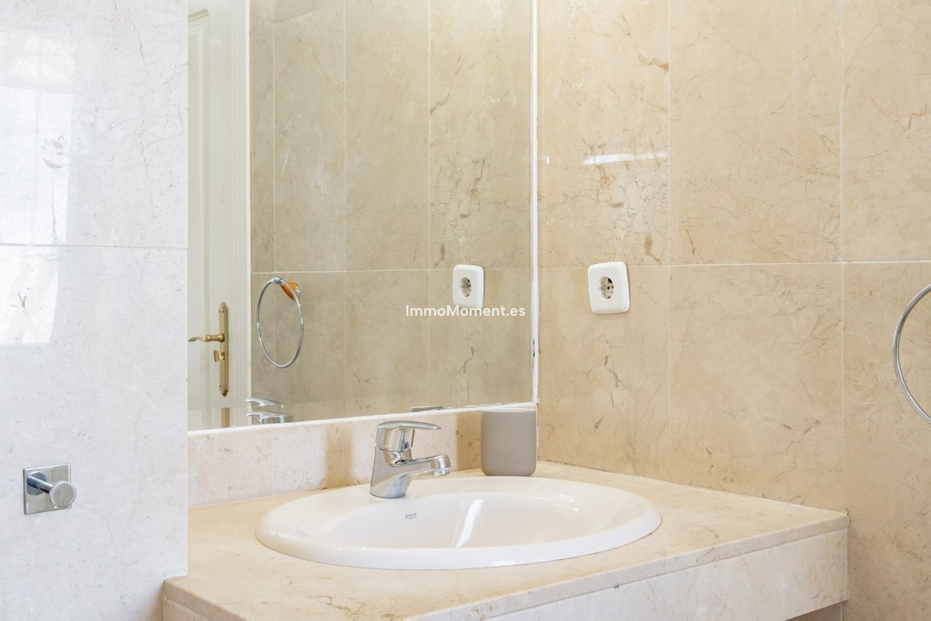 Revente - Appartement - Marbella - Nueva Andalucía