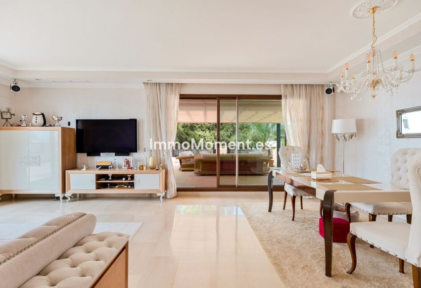 Revente - Appartement - Marbella - Nueva Andalucía