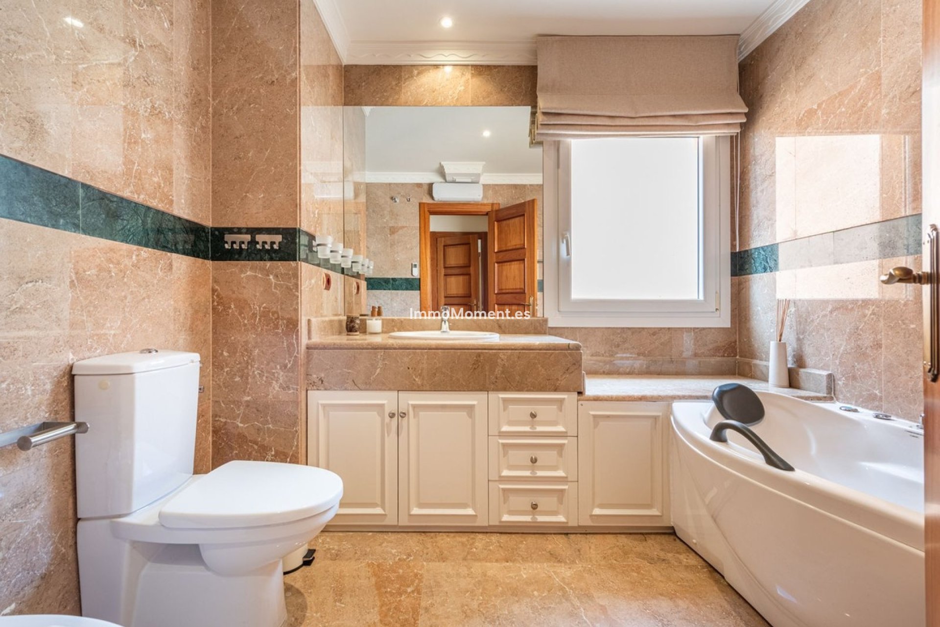 Revente - Appartement - Marbella - Nueva Andalucía