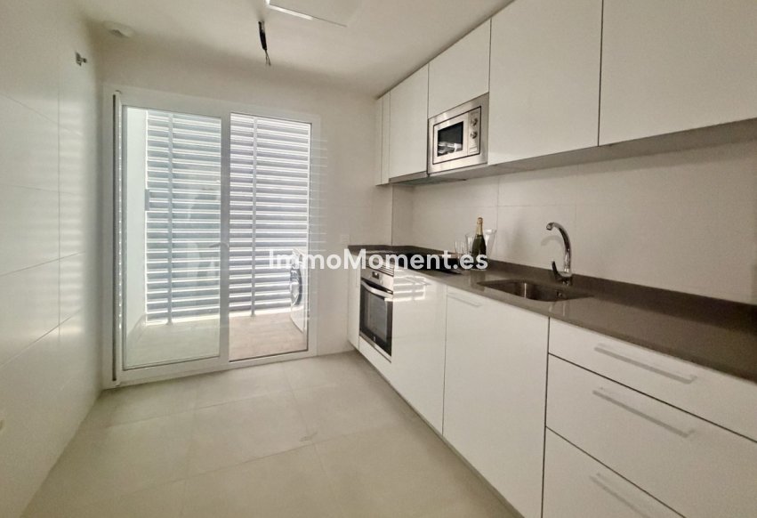 Revente - Appartement - Marbella - Nueva Andalucía