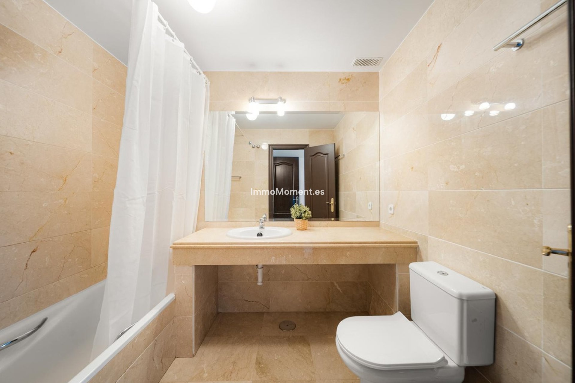 Revente - Appartement - Marbella - Nueva Andalucía
