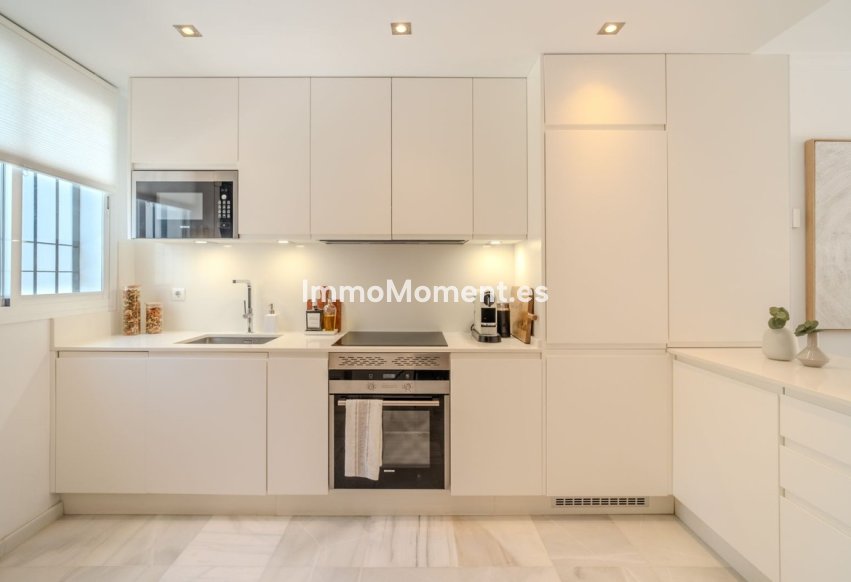 Revente - Appartement - Marbella - Nueva Andalucía