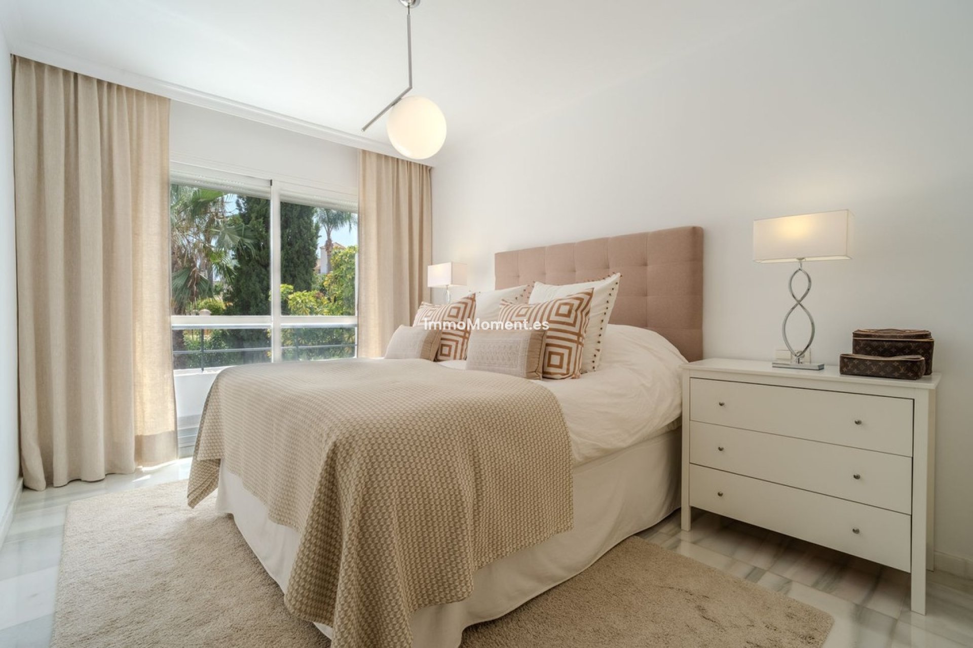 Revente - Appartement - Marbella - Nueva Andalucía