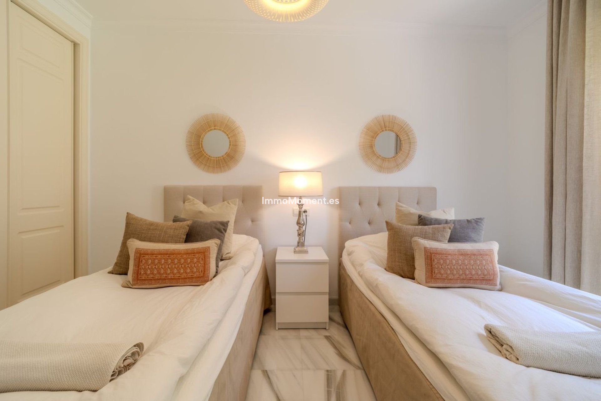 Revente - Appartement - Marbella - Nueva Andalucía
