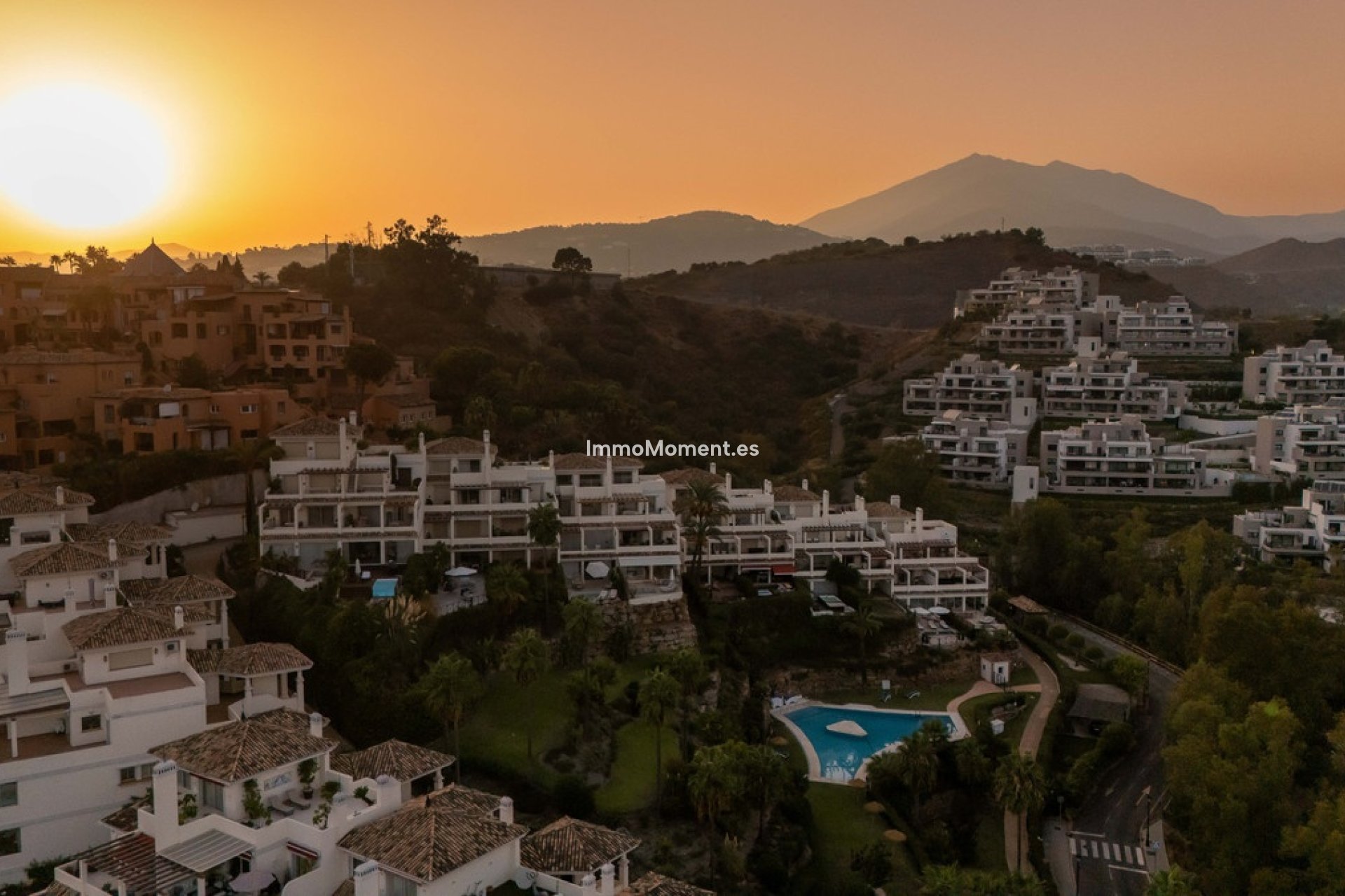 Revente - Appartement - Marbella - Nueva Andalucía