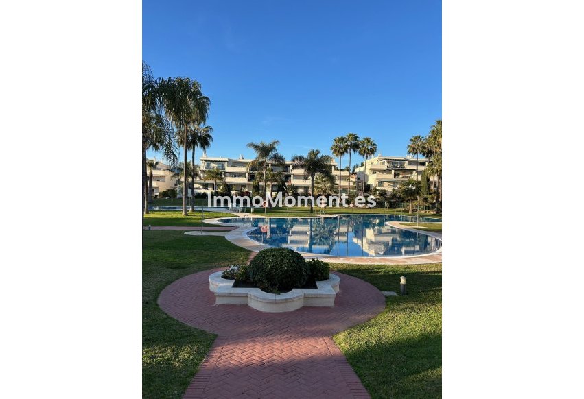 Revente - Appartement - Marbella - Nueva Andalucía
