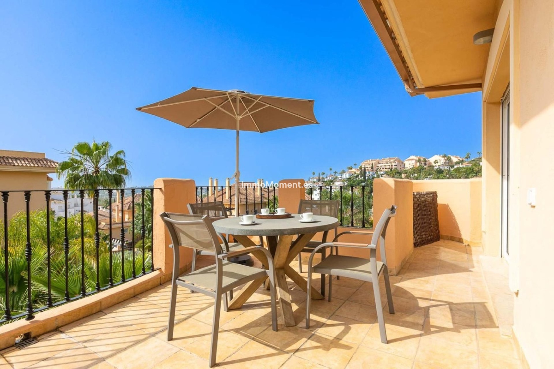 Revente - Appartement - Marbella - Nueva Andalucía