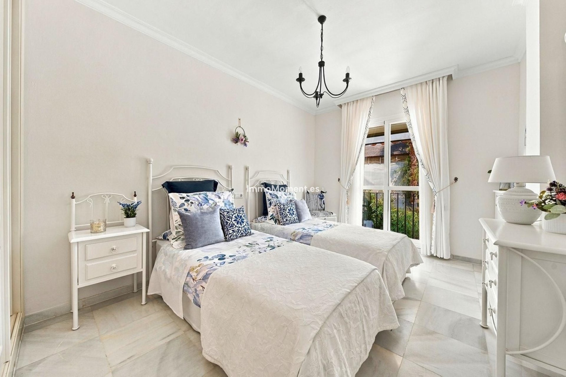 Revente - Appartement - Marbella - Nueva Andalucía