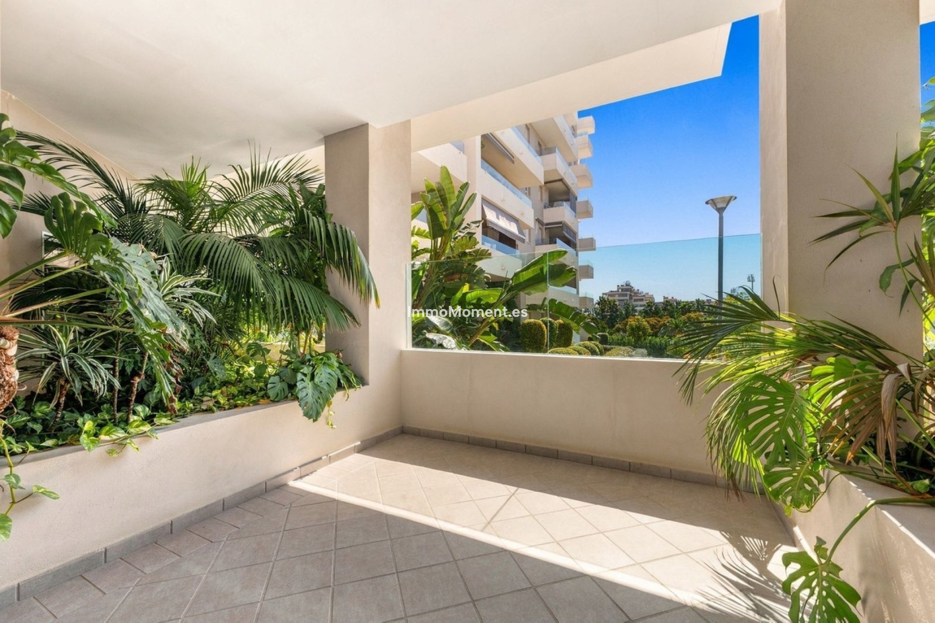 Revente - Appartement - Marbella - Nueva Andalucía
