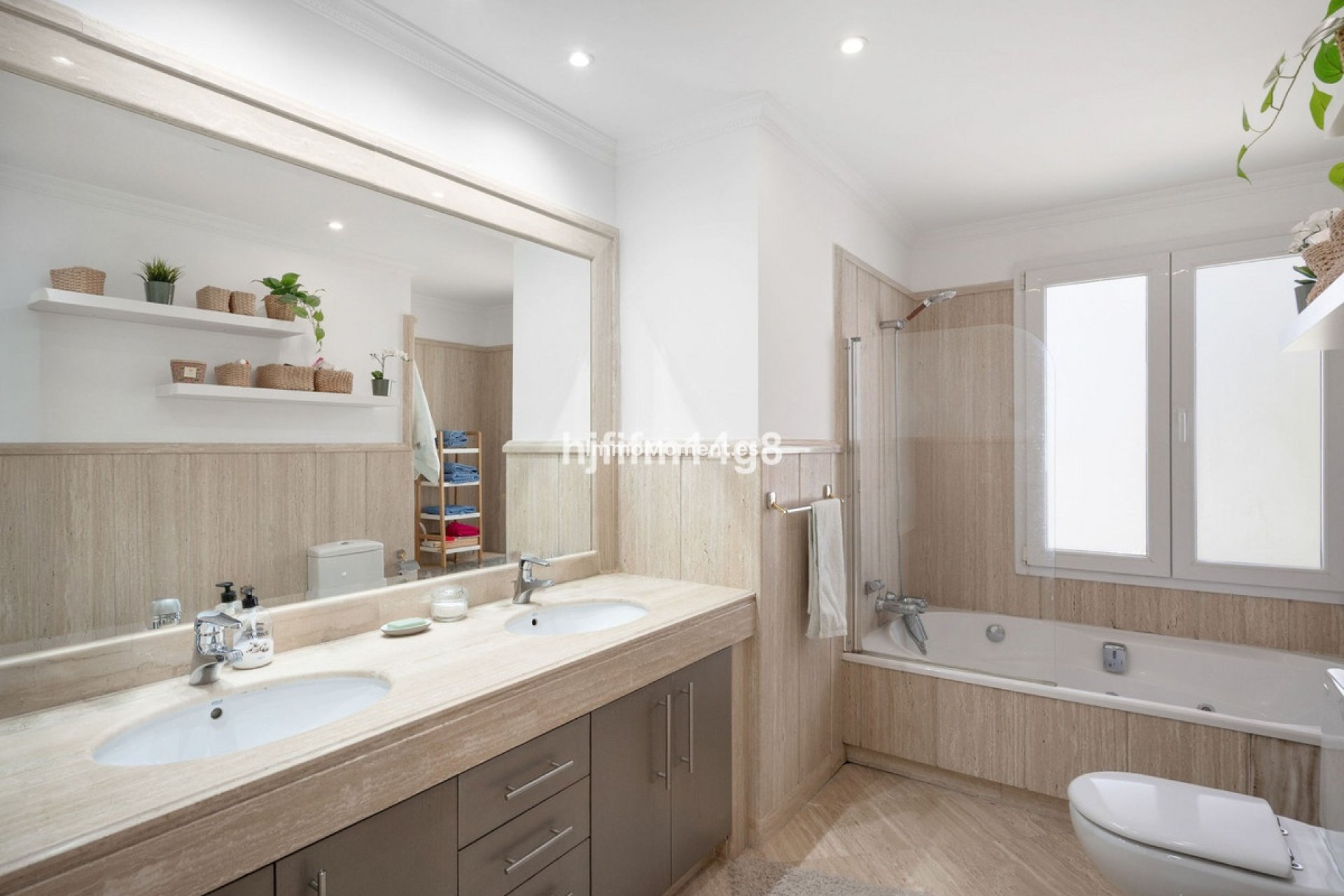 Revente - Appartement - Marbella - Nueva Andalucía