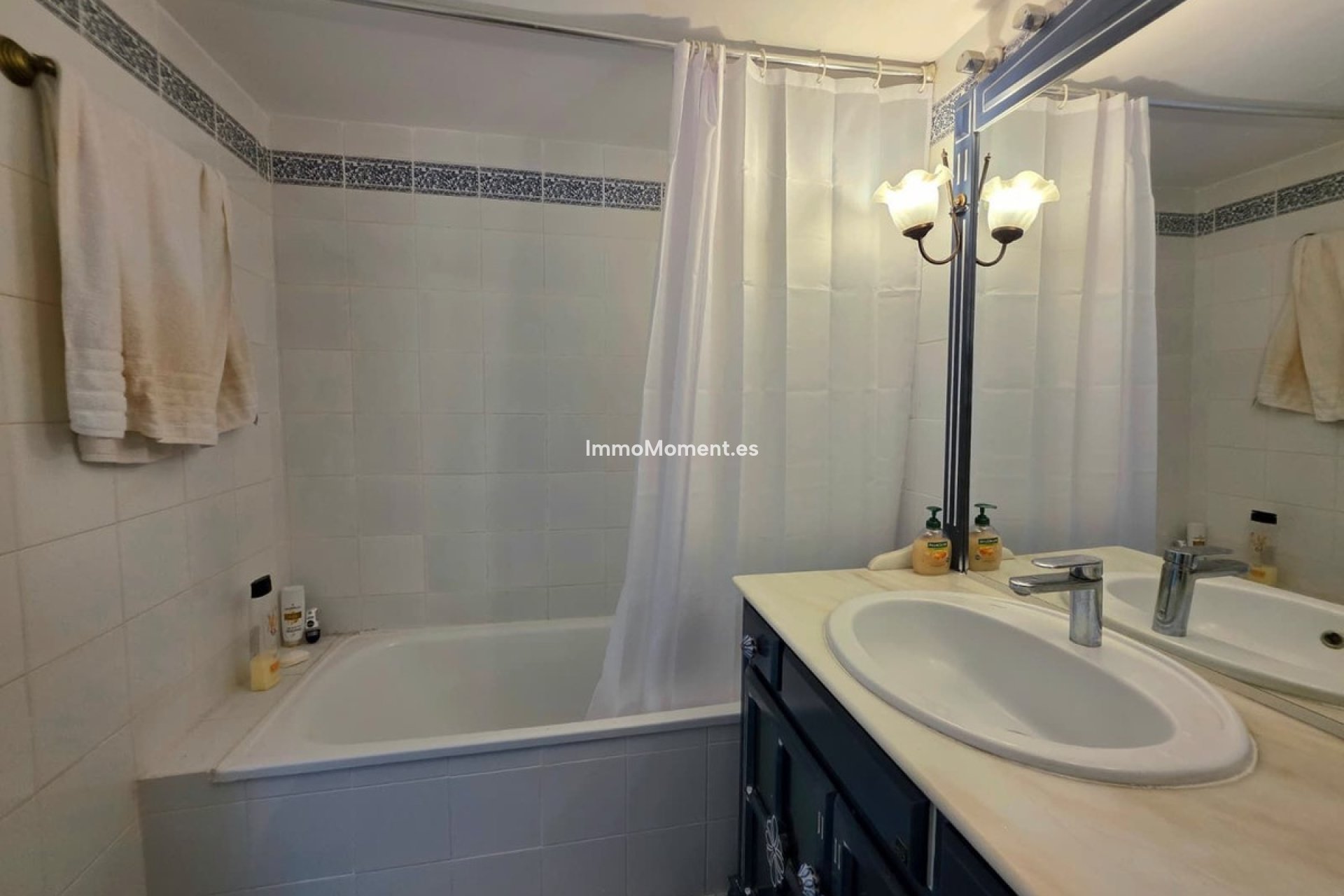 Revente - Appartement - Marbella - Nueva Andalucía