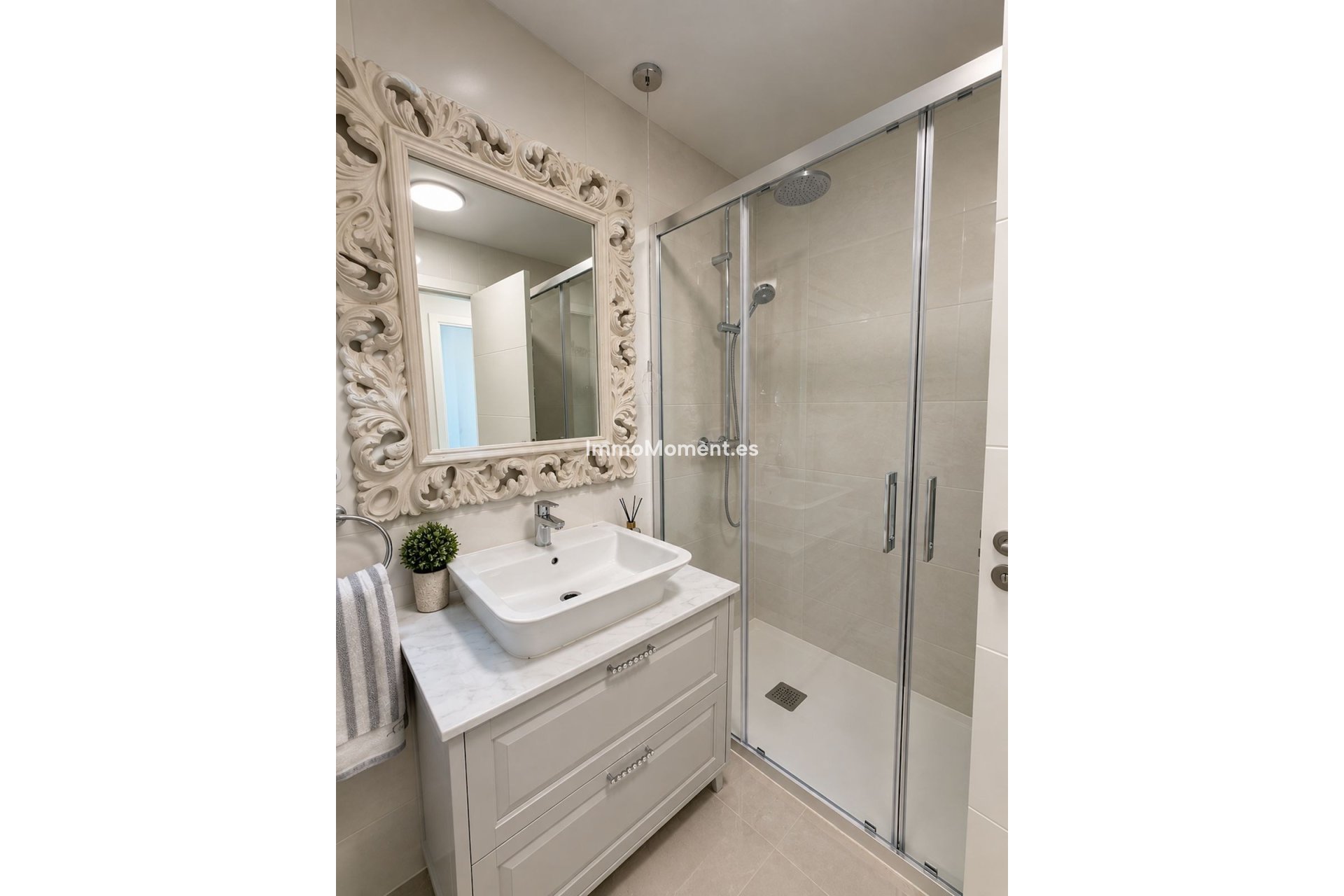 Revente - Appartement - Marbella - Nueva Andalucía