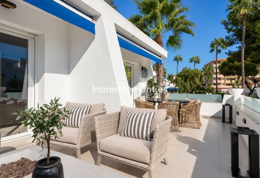 Revente - Appartement - Marbella - Nueva Andalucía