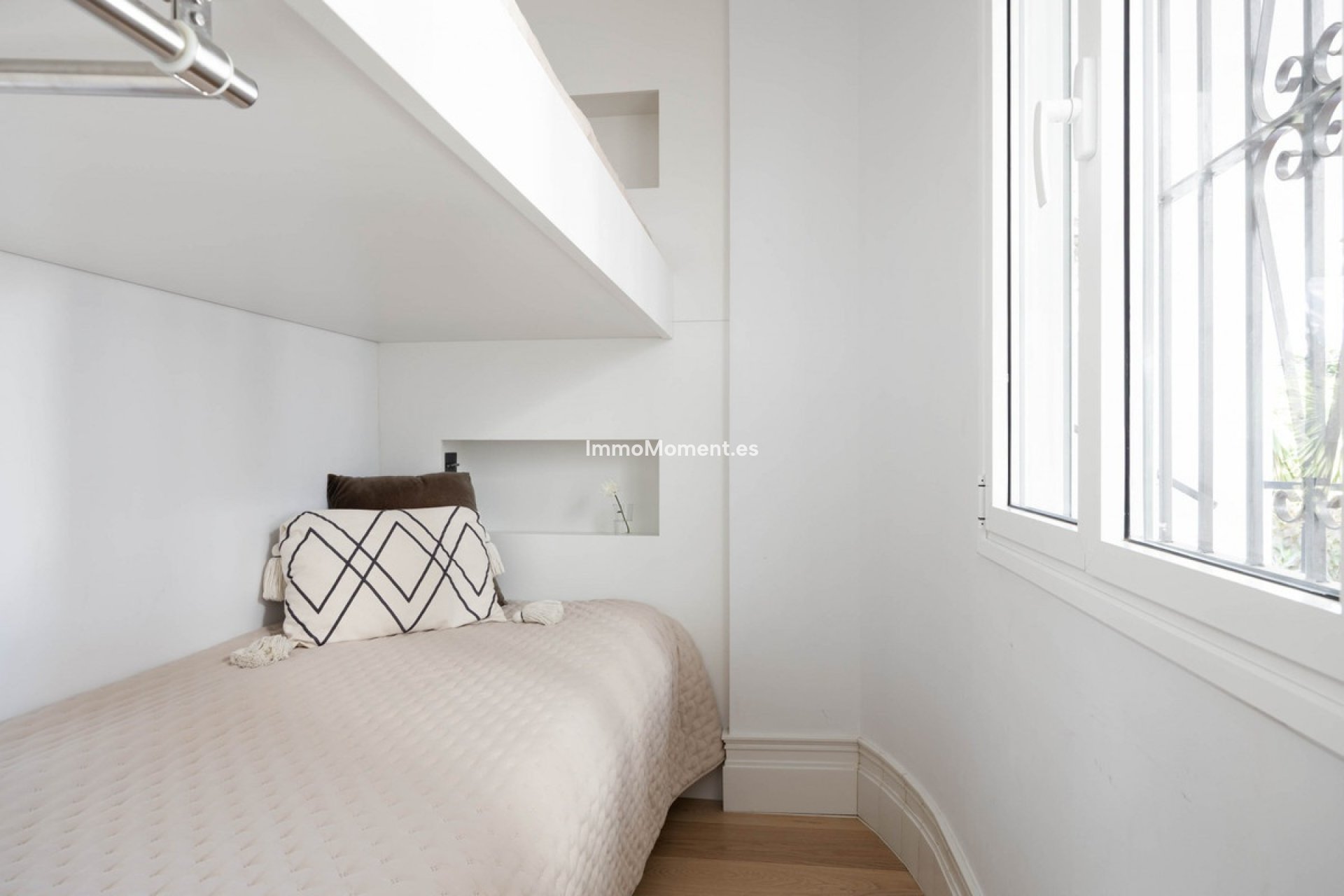 Revente - Appartement - Marbella - Nueva Andalucía