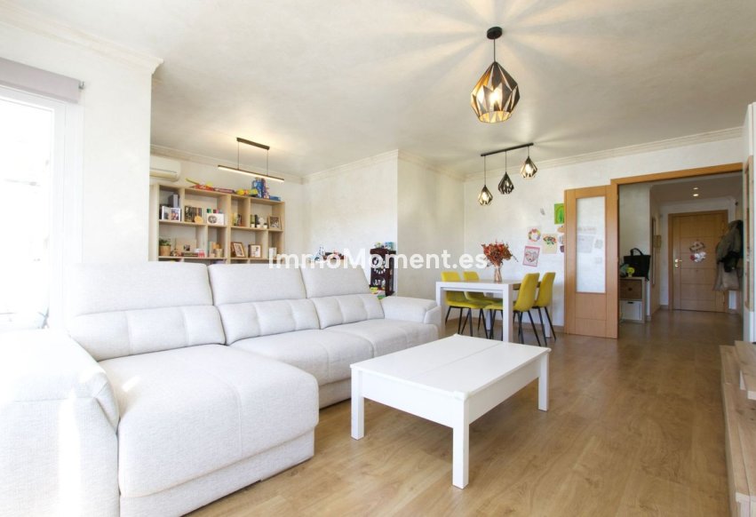 Revente - Appartement - Marbella - Nueva Andalucía