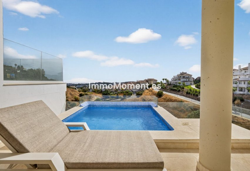 Revente - Appartement - Marbella - Nueva Andalucía