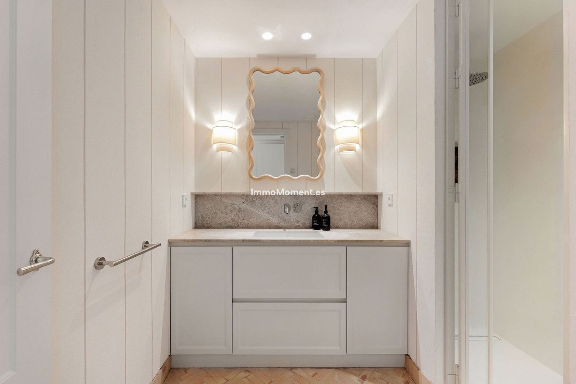 Revente - Appartement - Marbella - Nueva Andalucía