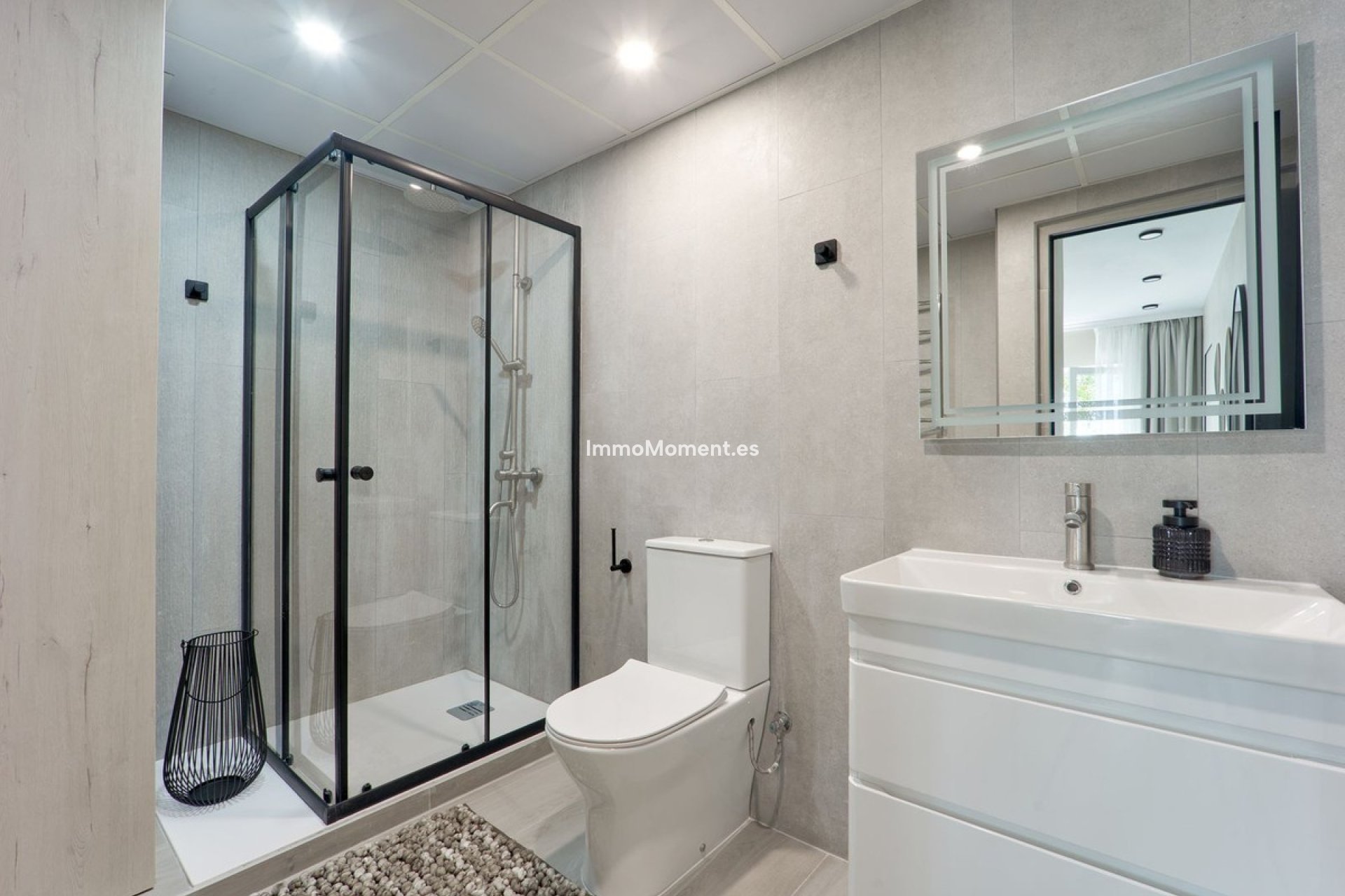 Revente - Appartement - Marbella - Nueva Andalucía