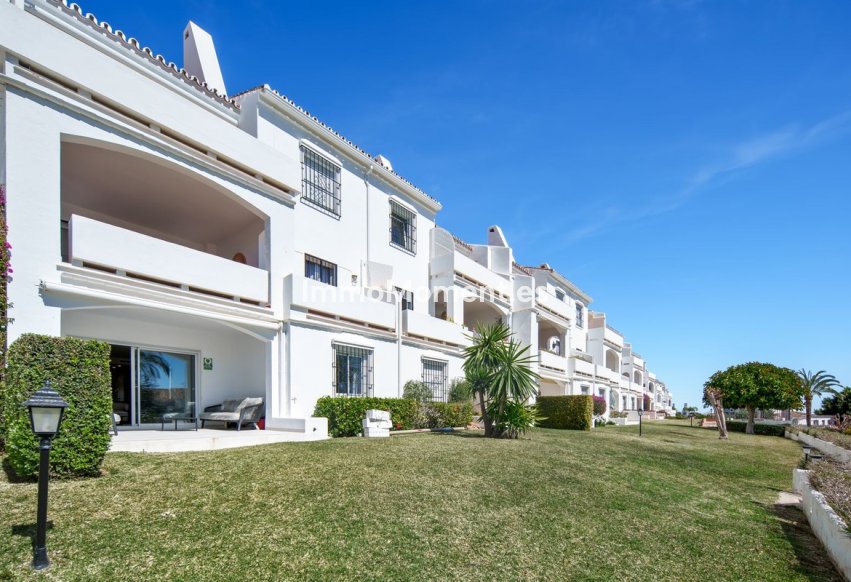 Revente - Appartement - Marbella - Nueva Andalucía