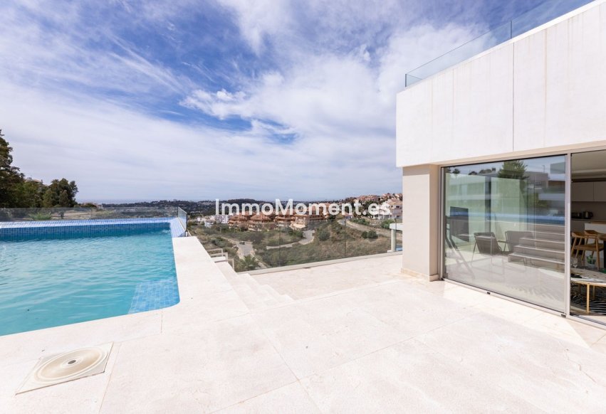 Revente - Appartement - Marbella - Nueva Andalucía