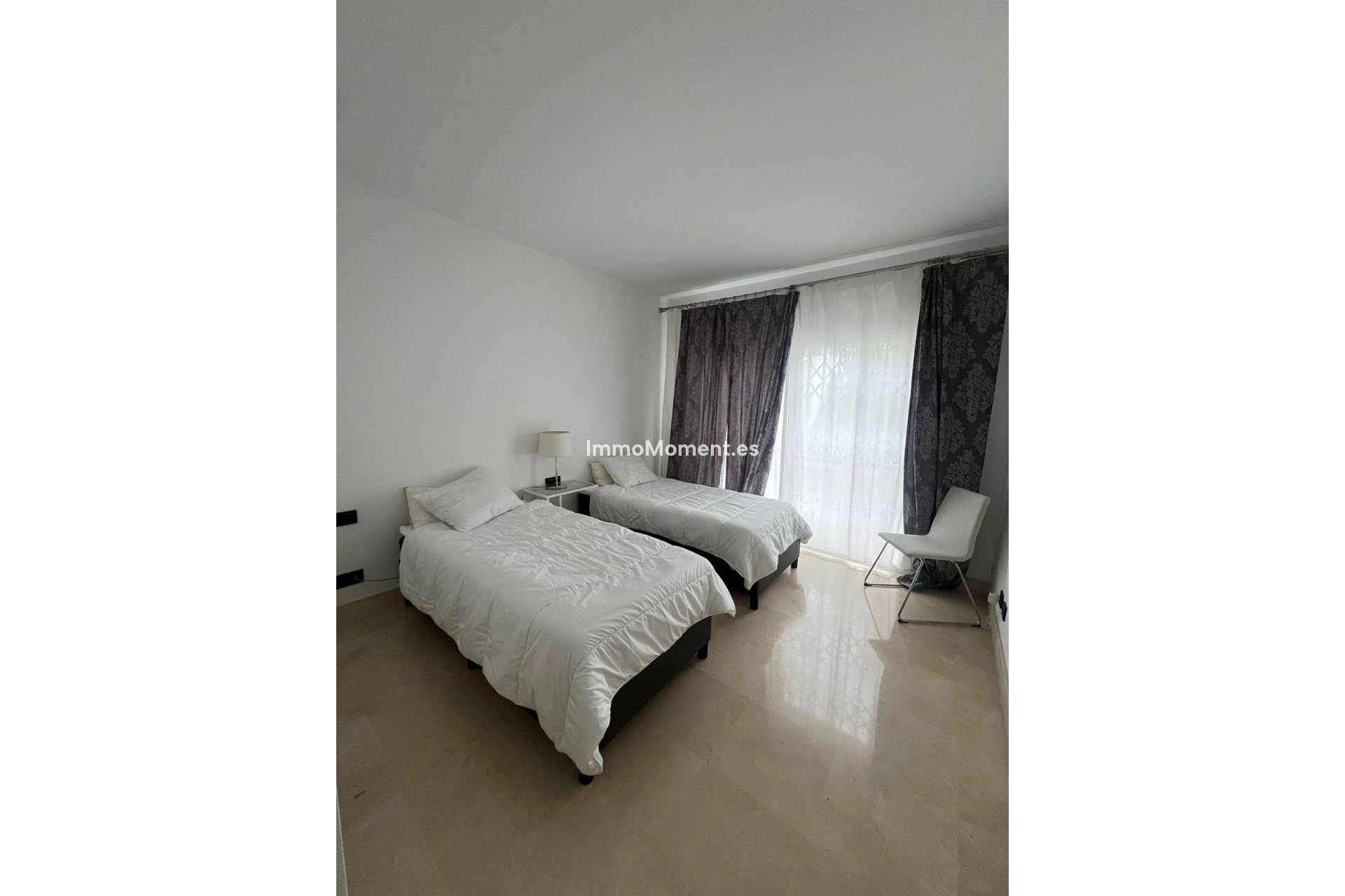 Revente - Appartement - Marbella - Nueva Andalucía