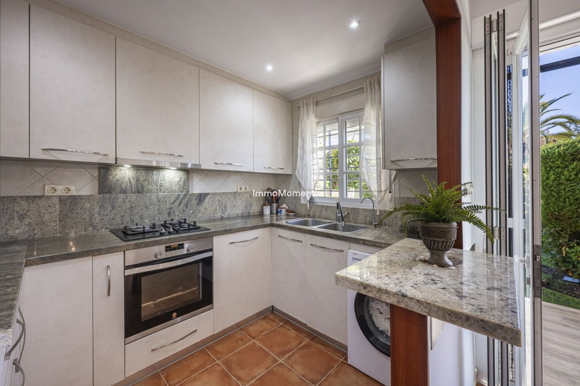 Revente - Appartement - Marbella - Nueva Andalucía