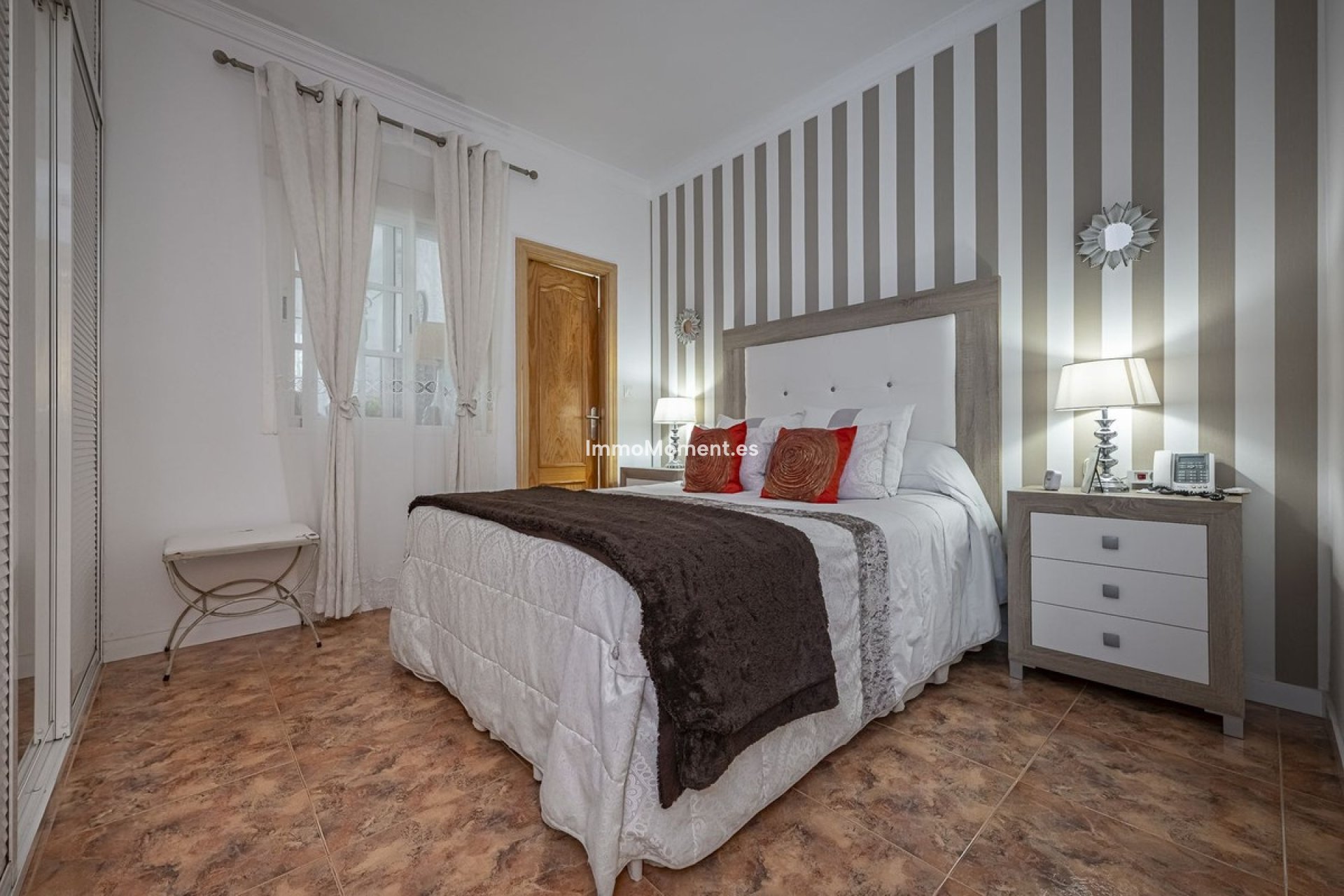 Revente - Appartement - Marbella - Nueva Andalucía