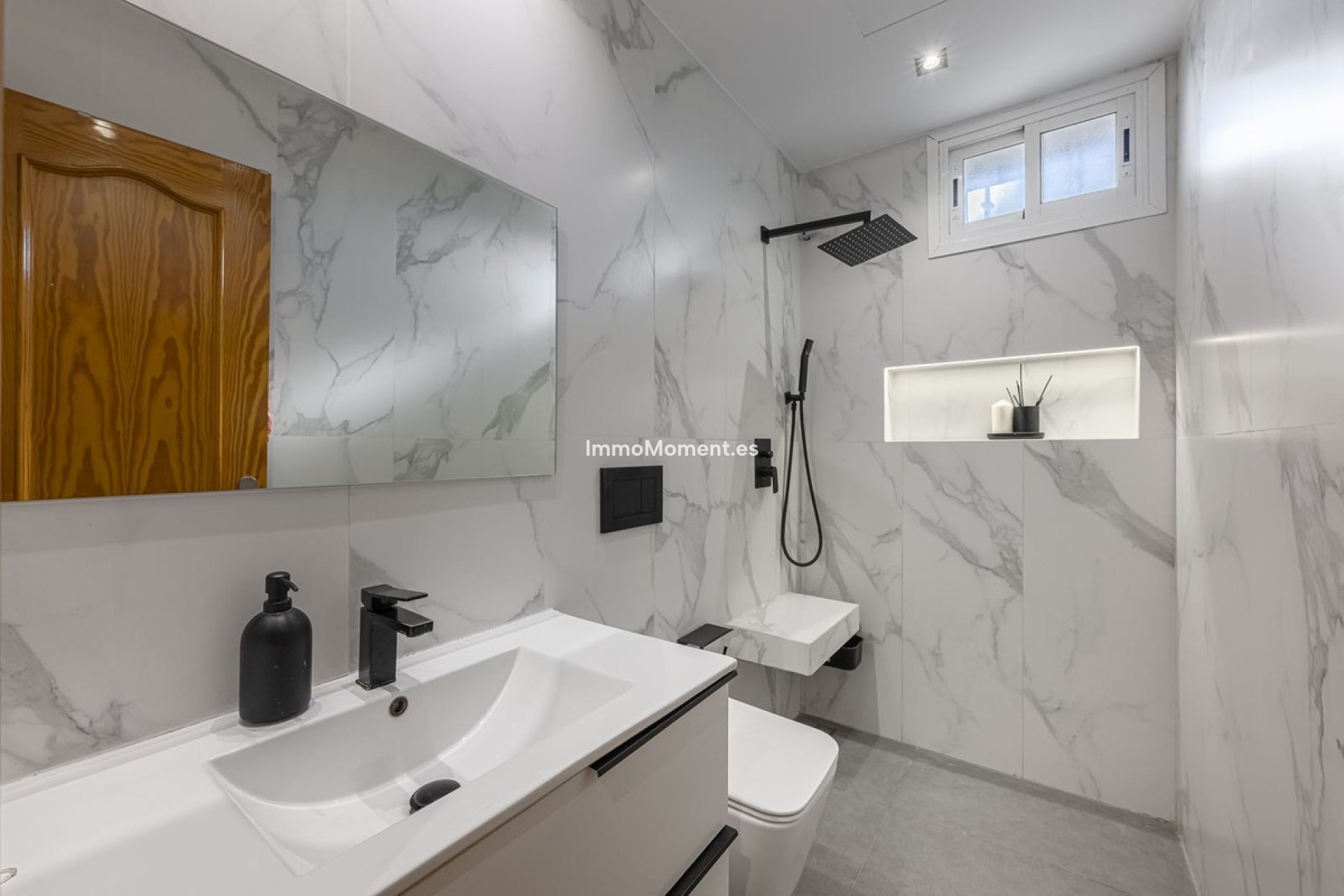 Revente - Appartement - Marbella - Nueva Andalucía