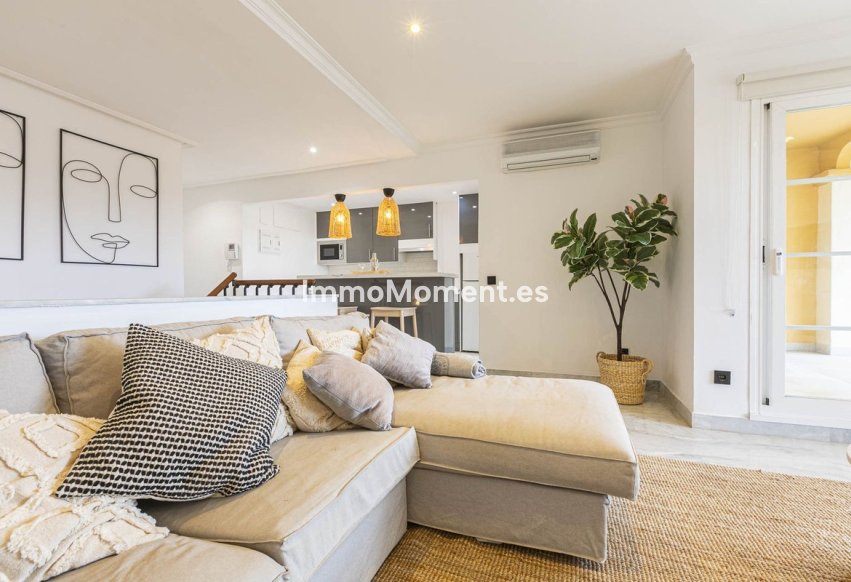 Revente - Appartement - Marbella - Nueva Andalucía