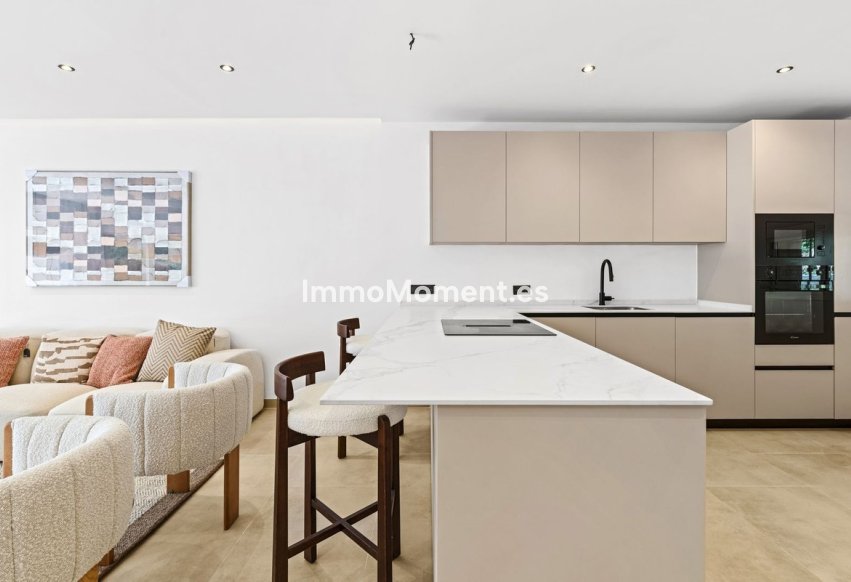 Revente - Appartement - Marbella - Nueva Andalucía