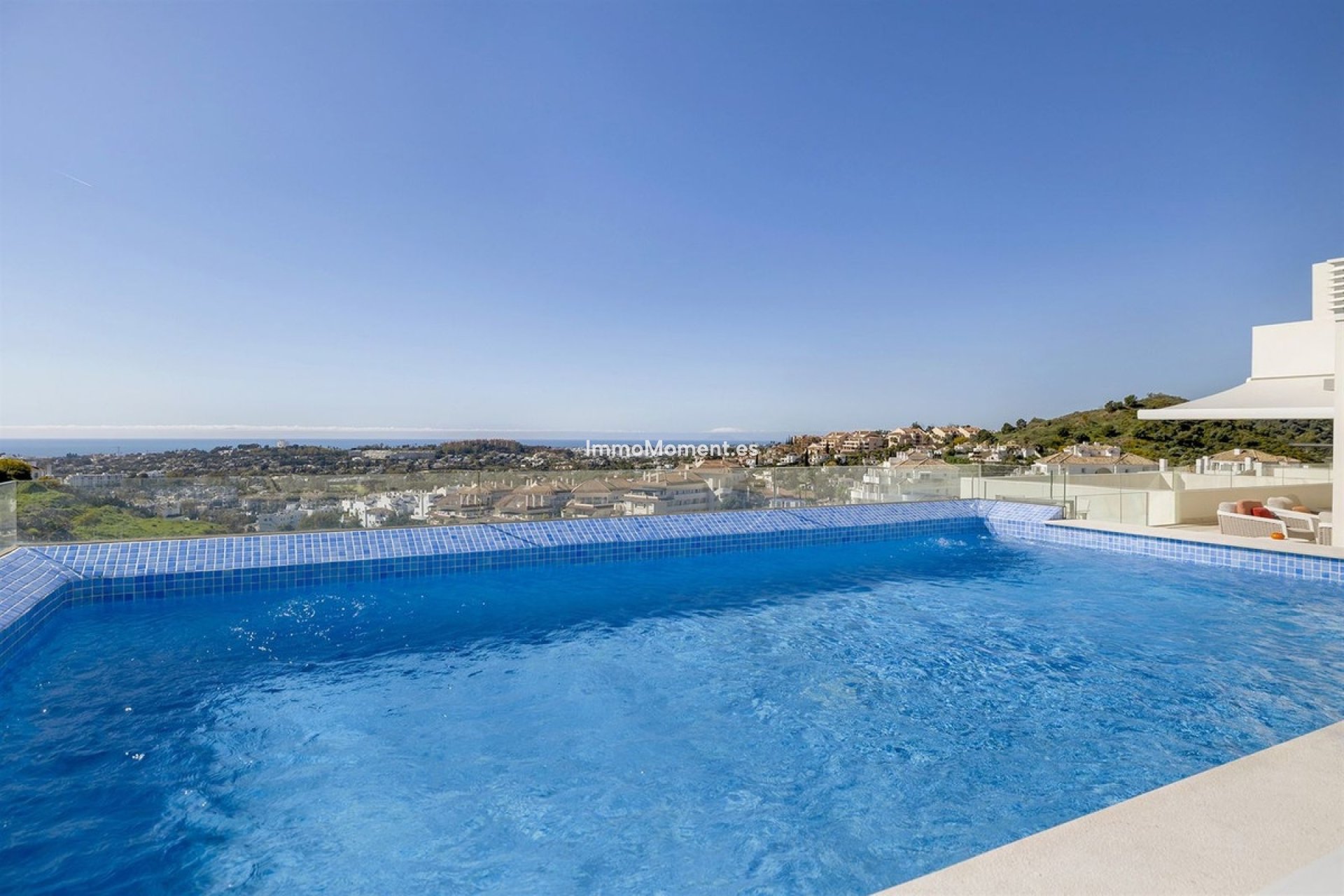 Revente - Appartement - Marbella - Nueva Andalucía