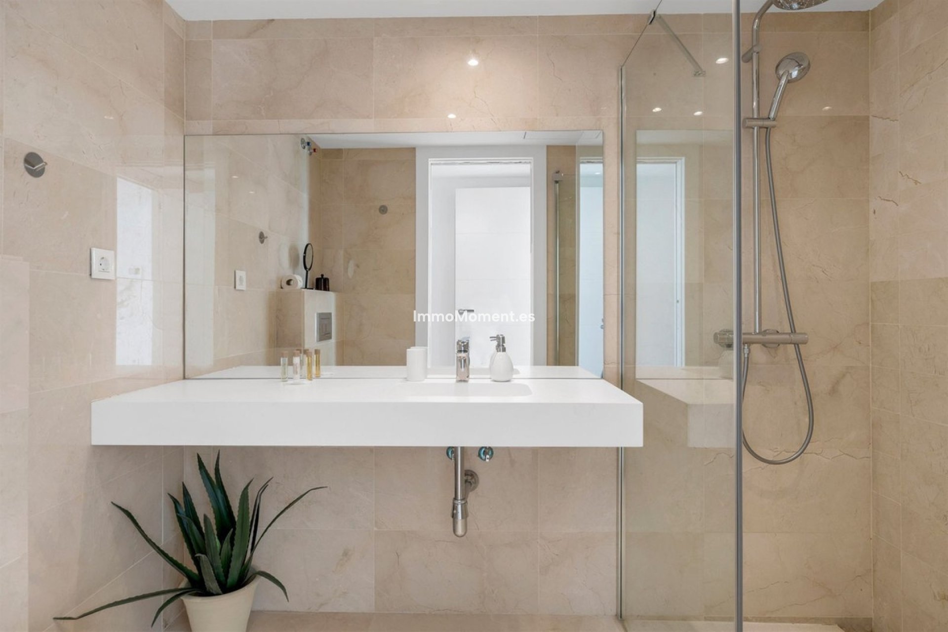 Revente - Appartement - Marbella - Nueva Andalucía