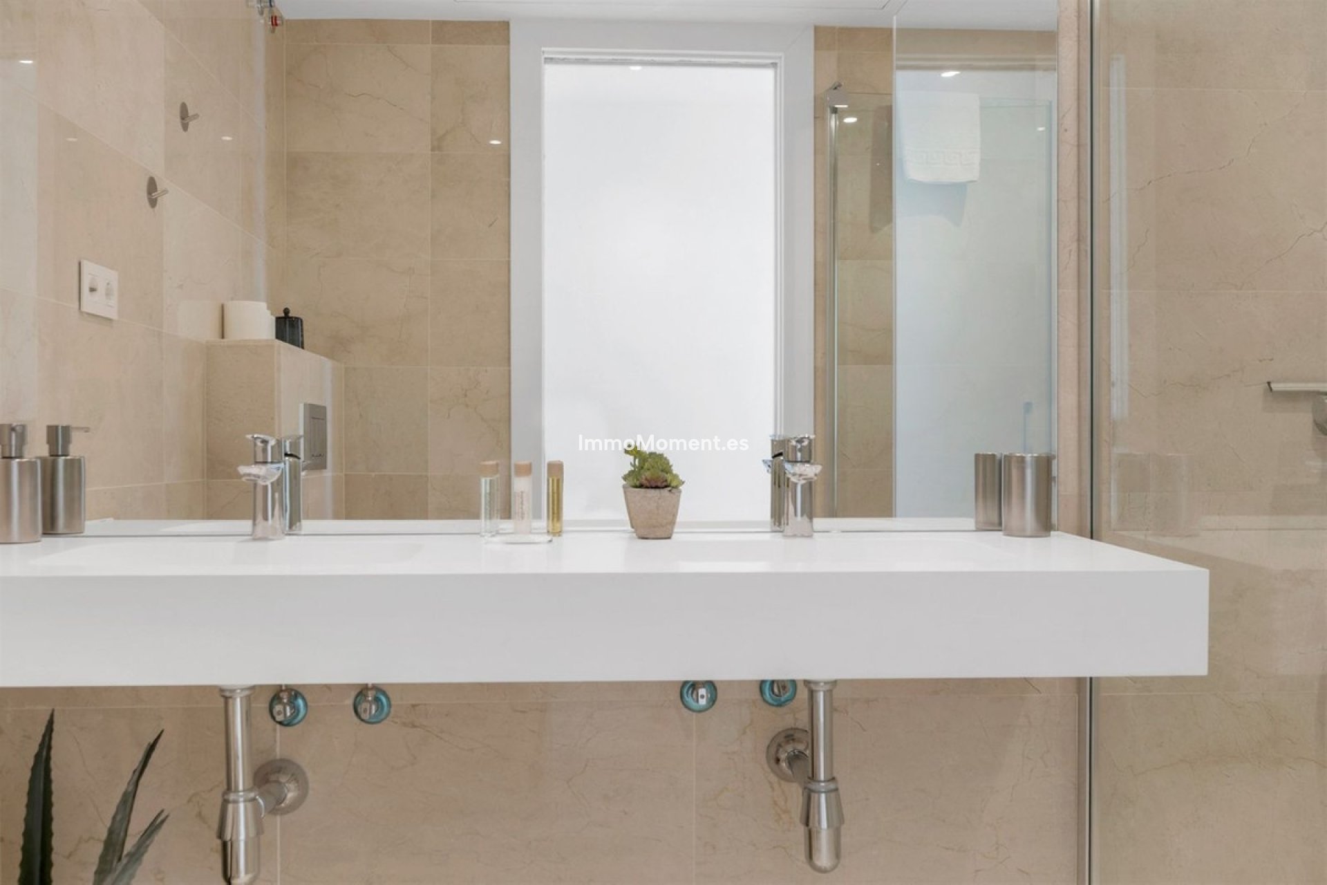 Revente - Appartement - Marbella - Nueva Andalucía