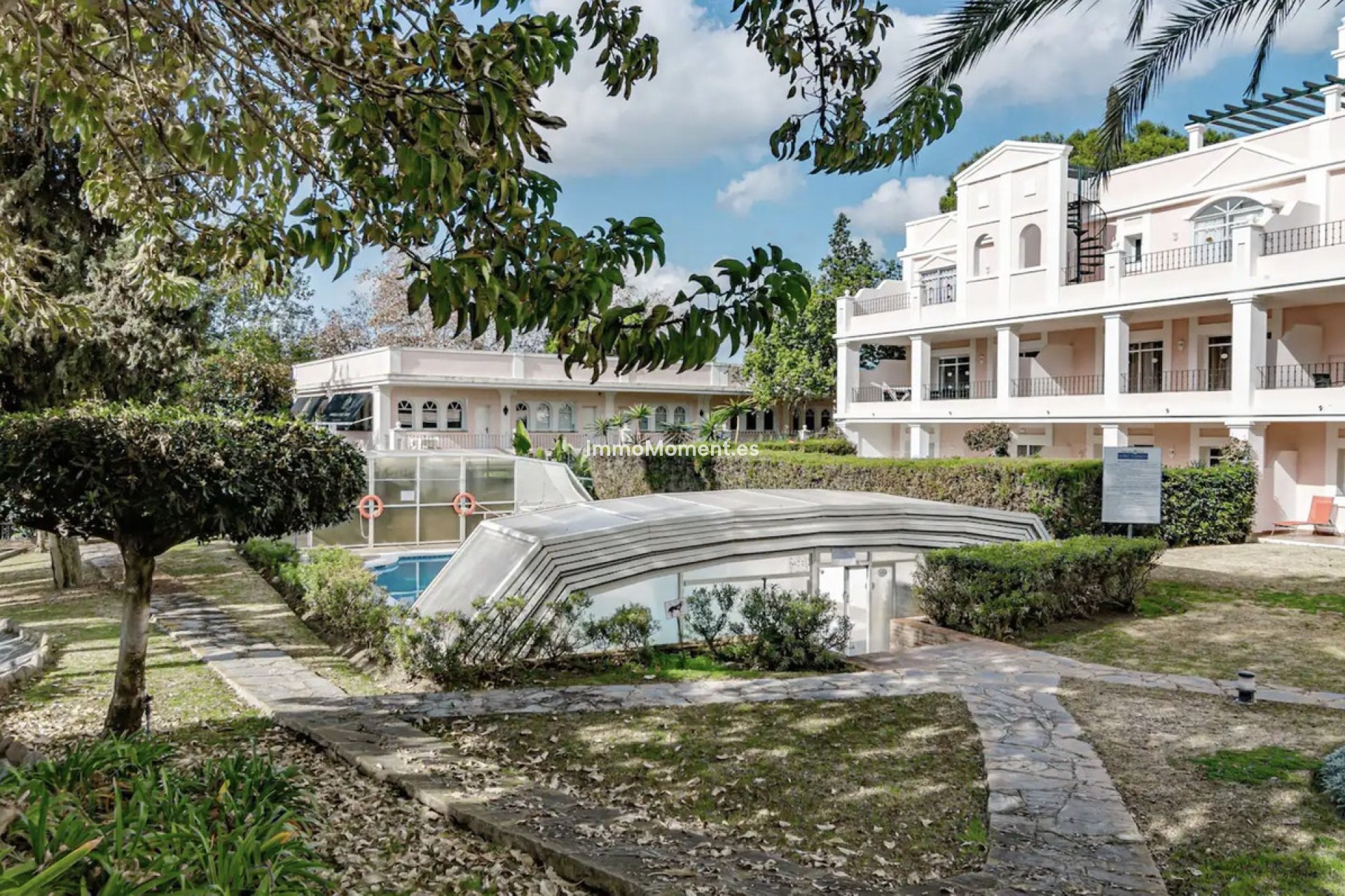 Revente - Appartement - Marbella - Nueva Andalucía