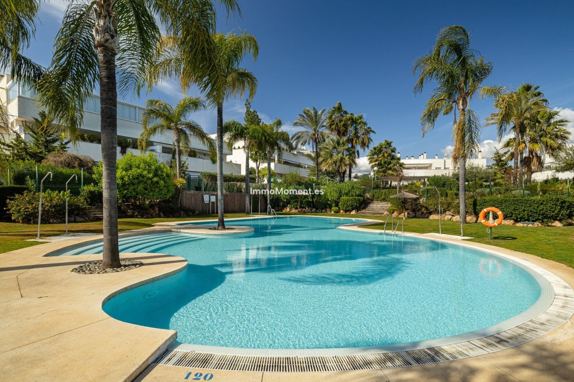 Revente - Appartement - Marbella - Nueva Andalucía