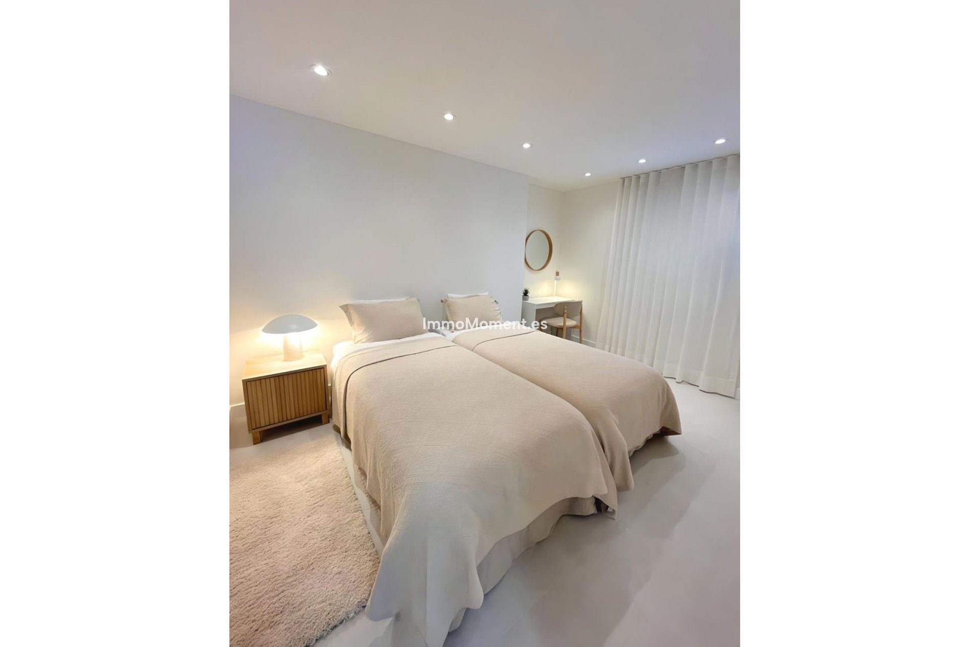 Revente - Appartement - Marbella - Nueva Andalucía