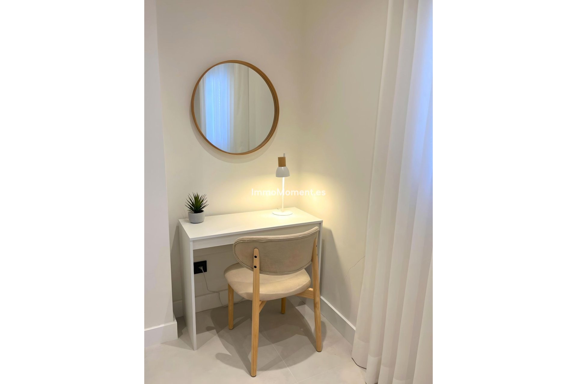 Revente - Appartement - Marbella - Nueva Andalucía