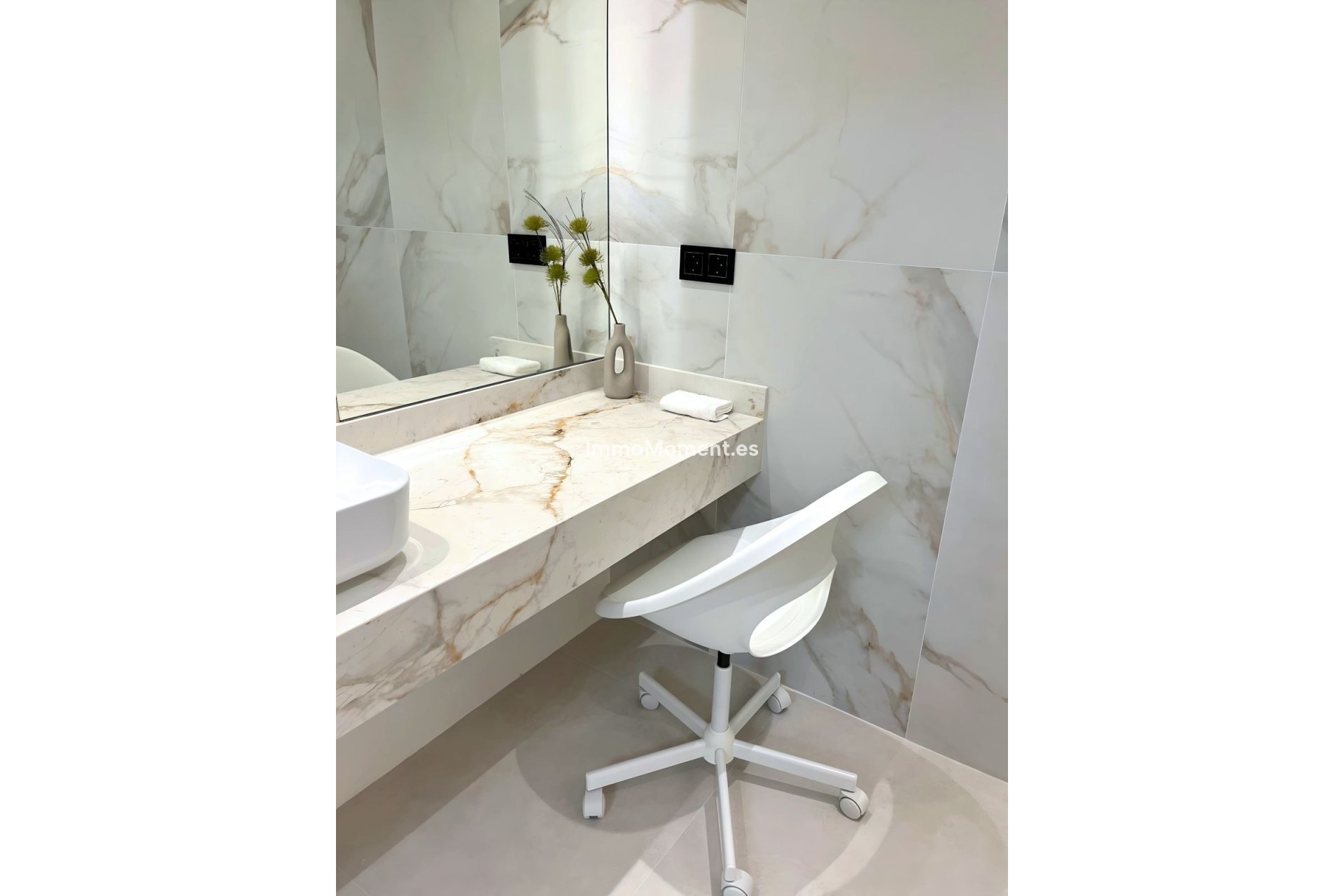 Revente - Appartement - Marbella - Nueva Andalucía