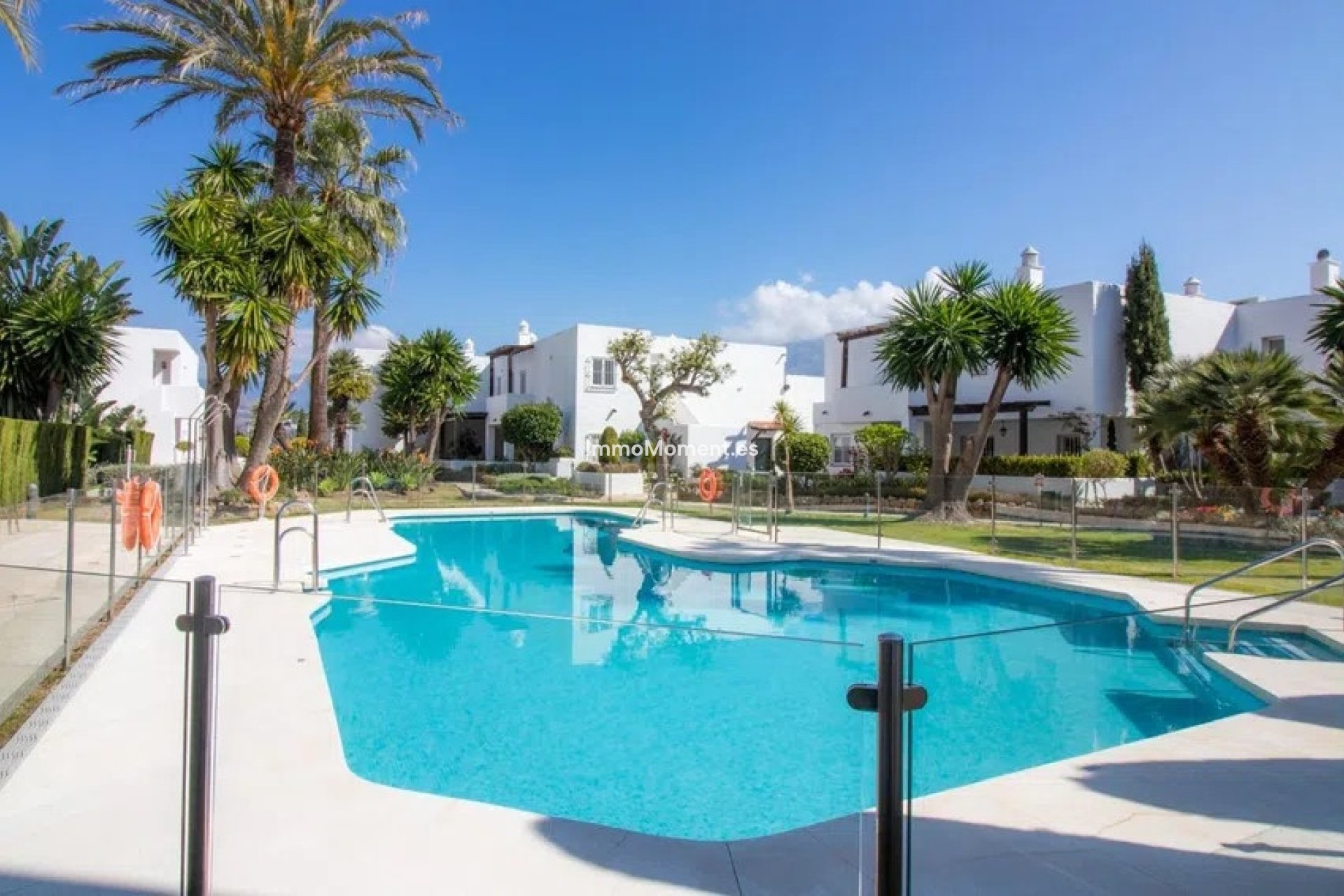 Revente - Appartement - Marbella - Nueva Andalucía