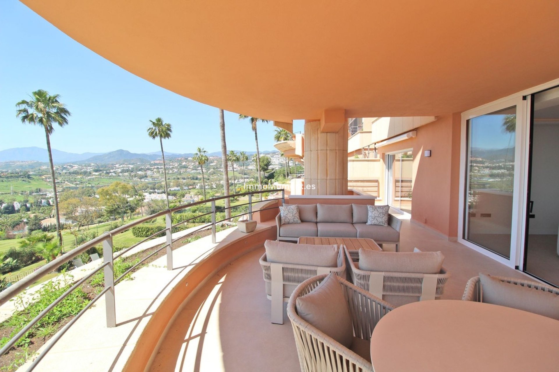 Revente - Appartement - Marbella - Nueva Andalucía