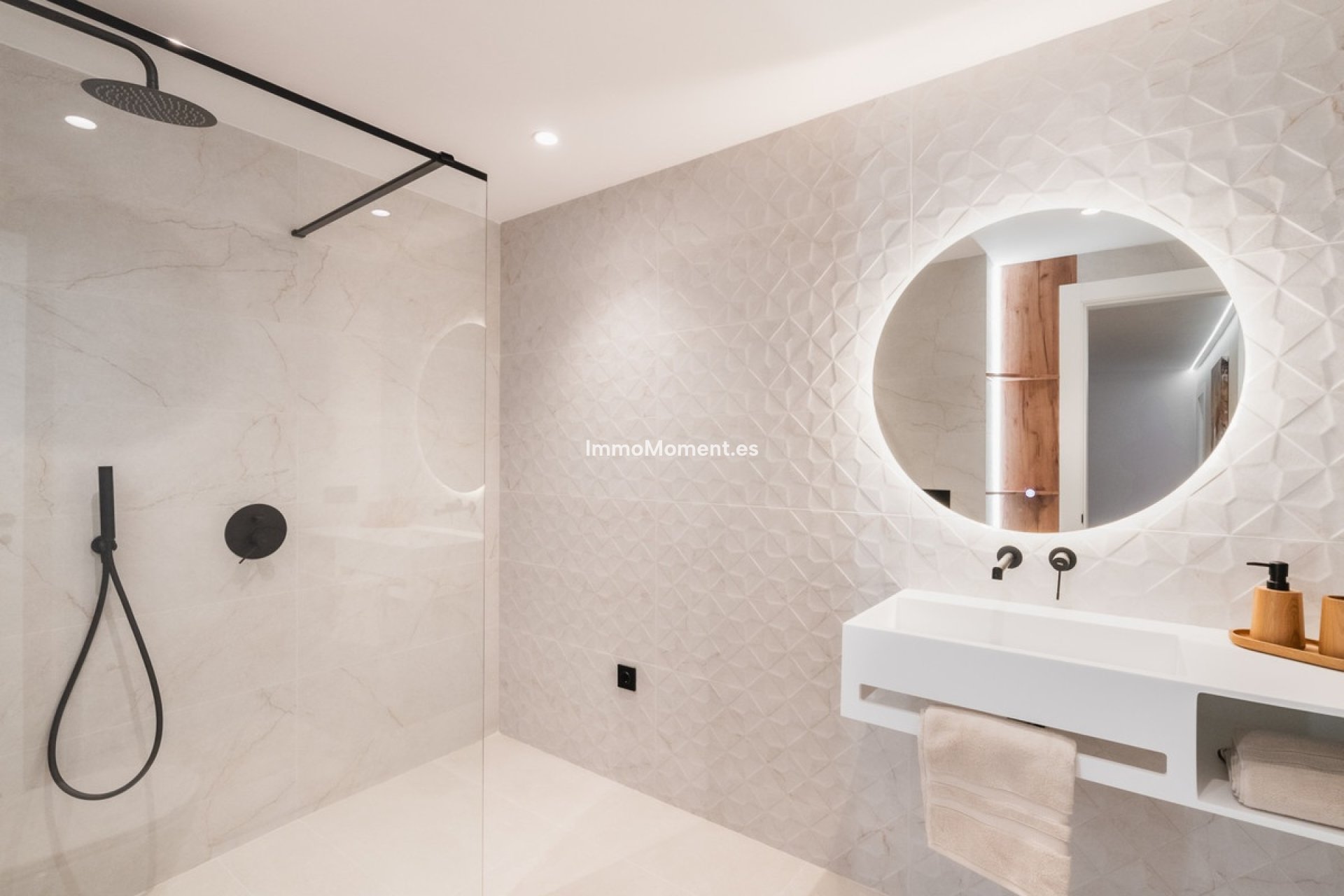 Revente - Appartement - Marbella - Nueva Andalucía