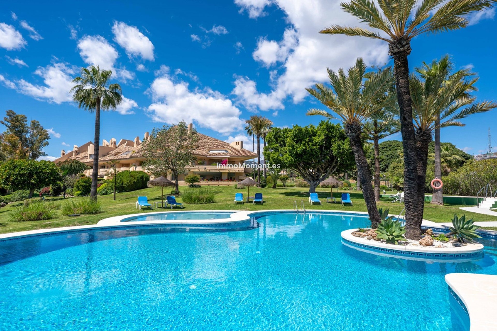 Revente - Appartement - Marbella - Nueva Andalucía