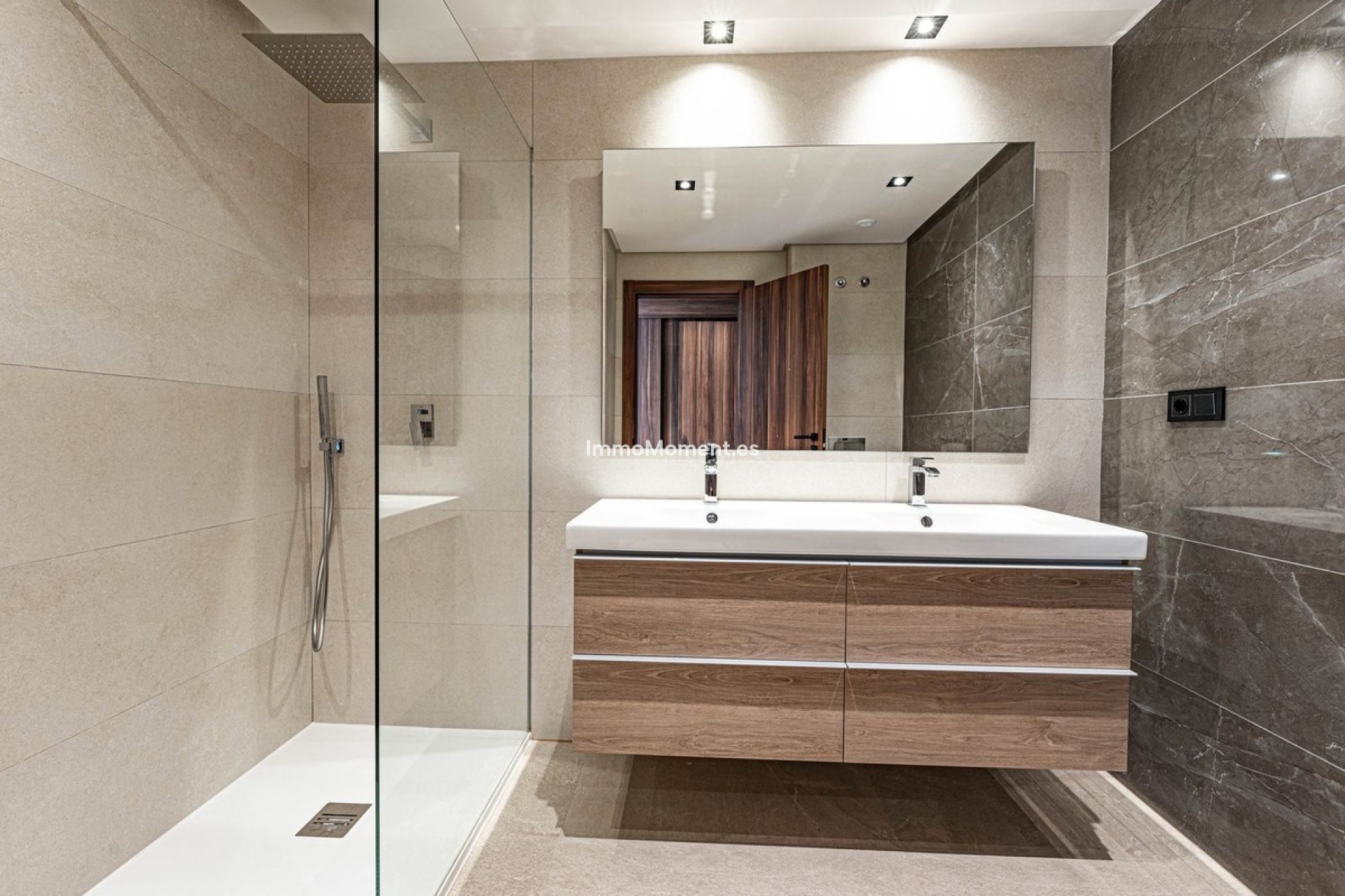 Revente - Appartement - Marbella - Nueva Andalucía