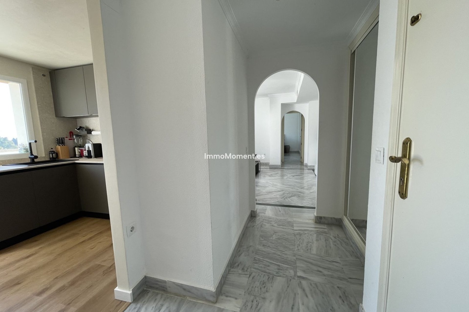 Revente - Appartement - Marbella - Nueva Andalucía