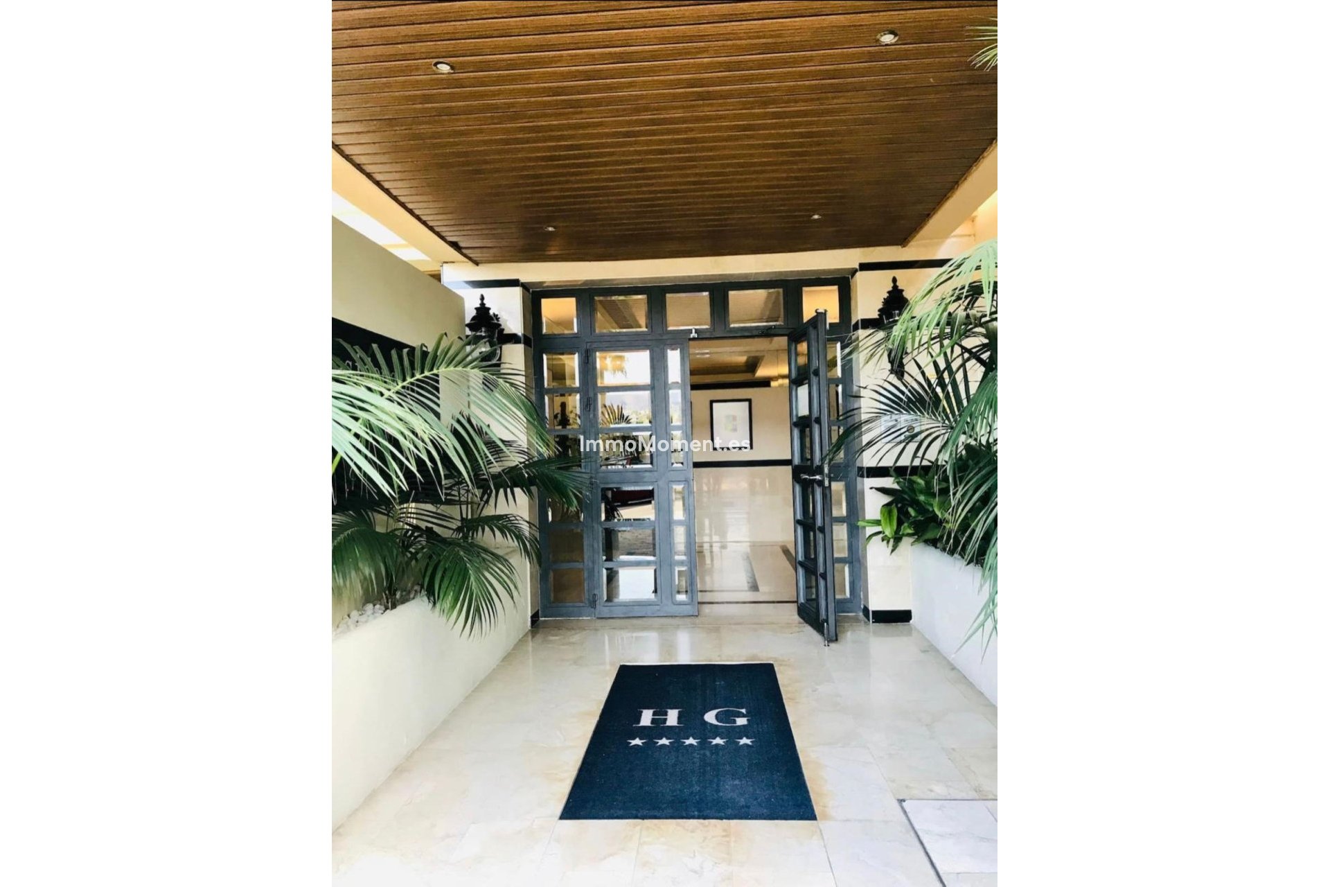 Revente - Appartement - Marbella - Nueva Andalucía